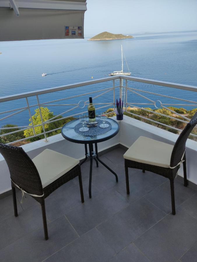 Infinity Blue Suite Panteli Exteriör bild